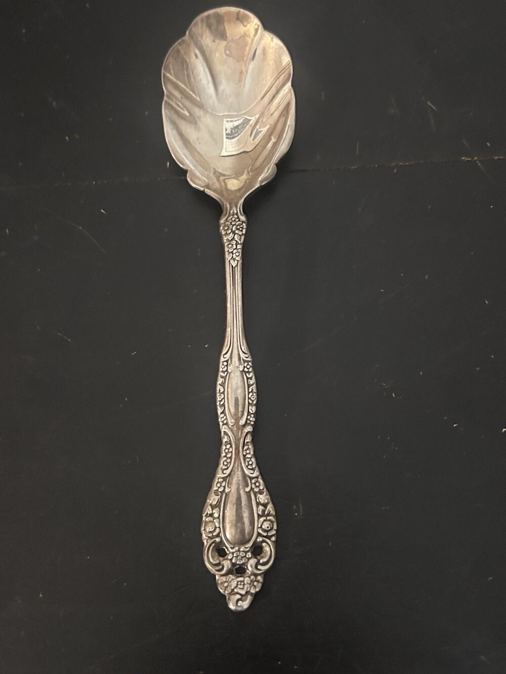 Vintage Meriden Silverplate First Lady Shell Serving Sugar Spoon Floral Ornate